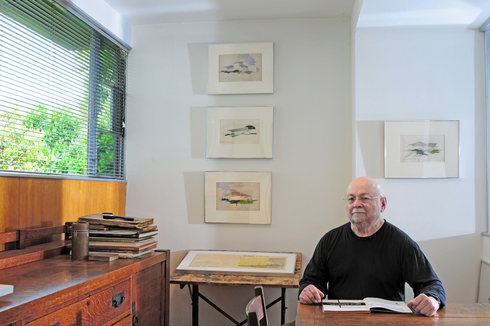 Thomas Hines in seiner von Neutra entworfenen Wohnung in Westwood, 2011.