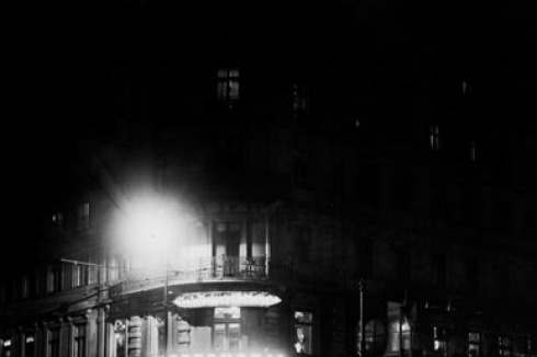... und das Café "Gastronomia" an der Kreuzung Nowego Światu und Alej Jerozolimskich.<br />