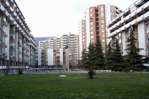 ... weiterentwickelt unter anderem von den Architekten Bogachev, Djuric, Malenkova, Serafimovski, Simonovski, Kjoseva, Dimitrov, Mincheva, Smilevski.<br />