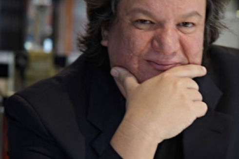 ... kuratiert von dem Istanbuler Architekten Emre Arolat.<br />