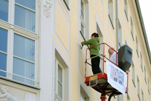 ... beherbergt seit seinem Wiederaufbau 2008 ...<br />