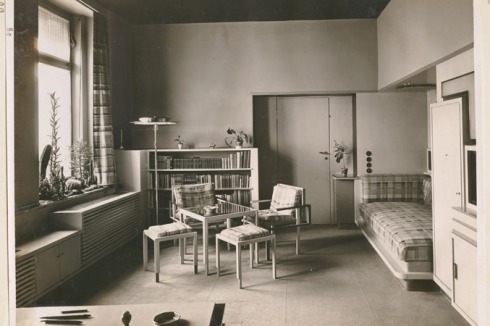 Wohnraum Haus Biermann, Gera, 1927, Architekt: Thilo Schoder<br />