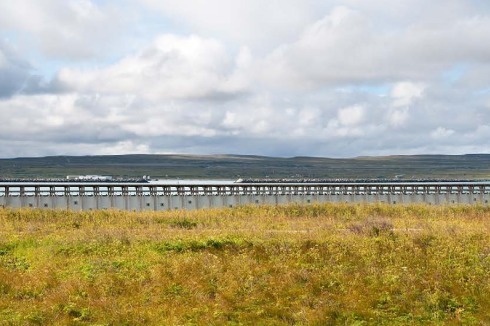 Am 23. Juni 2011 wurde „Steilneset Memorial“ von der norwegischen Königin Sonja eingeweiht.<br />