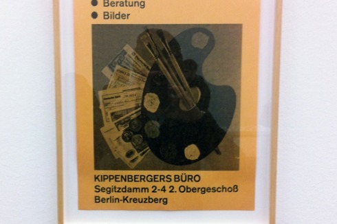 1978 zieht der Legastheniker nach Berlin, gründet den Club SO36 und eröffnet Kippenbergers Büro.<br />