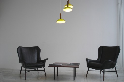 In der Sitzecke der Architektur Galerie Berlin können die Dias mit einem Audiokommentar von Christ & Gantenbein betrachtet werden.<br /><a href="http://www.architekturgalerieberlin.de/?q=de/ausstellungen/christ-gantenbein" >www.architekturgalerieberlin.de</a><br />