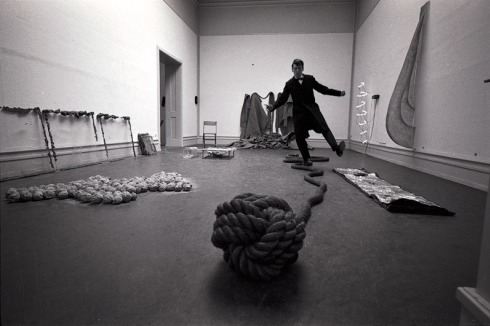 Original: Arbeiten von Mario Merz, Robert Morris, Barry Flanagan and Bruce Nauman<br />