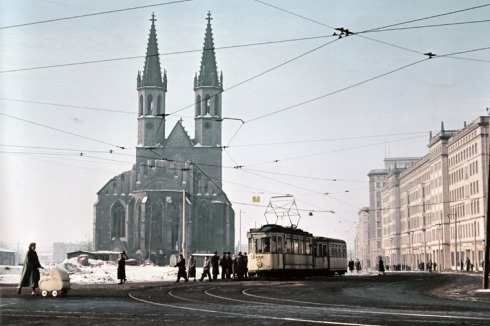 Die erste Bauphase der Ulrichskirche wird auf den Zeitraum zwischen 993 und 1022 datiert.<br />