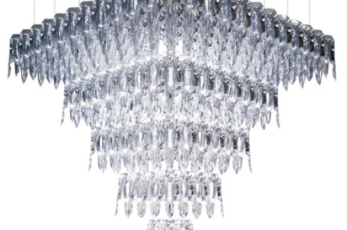 Den Lüster „LQ“ (2008) aus Glaszapfen entwickelte Asymptote für eine „Avantagerde Collection“ von Zumtobel.<br />