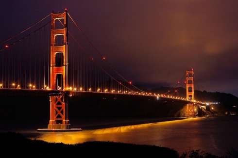 Typisch USA? Bei der Golden Gate Bridge in der Bucht von San Francisco ...<br />