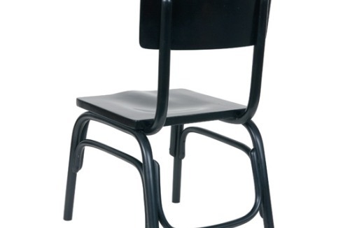 Standardisierung, Materialgerechtigkeit, industrielle Massenproduktion und Zweckrationalität waren Kramers Prinzipien (Stuhl B 403, Thonet; 1927).<br />