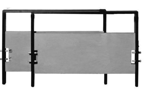 Kramers "Knock-Down-Furniture" waren durch ihre Leichtigkeit sowie Klapp- und Zerlegbarkeit gut zu transportieren (Knock-Down-Couch; 1942).<br />