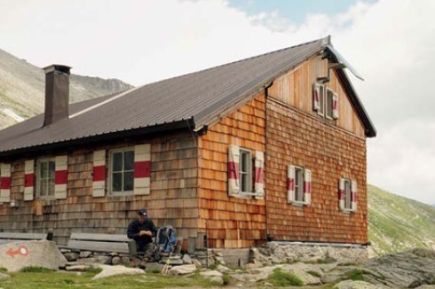 Edelrauthütte / Rifugio Ponte di Ghiaccio (2545 Meter Höhe). 1906 erbaut, 1950 wiederaufgebaut, 2013 baufällig<br />