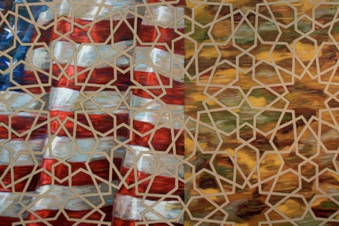 "Camo Flagg 2" (Ausschnitt). Die Arbeiten der libanesischen Künstlerin Doris Bittar thematisieren die Beziehungen zwischen "Osten" und "Westen".<br />