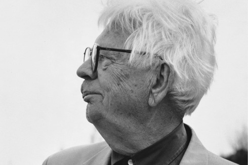 35 Jahre lang, von 1957 bis 1992, hat Karljosef Schattner als Diözesanbaumeister in Eichstätt gewirkt und dort mehr als zwei Dutzend Projekte ausgeführt: Kirchen, Institute, Um- und Erweiterungsbauten.<br />