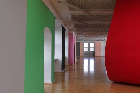 "Hinter der Flamme", Wandmalerei, Städtische Galerie Wolfsburg, 2012<br />