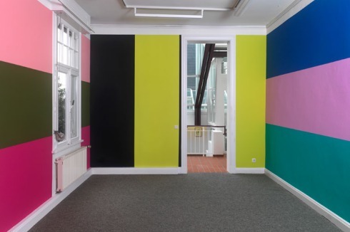 "Haus für Bernhard Landauer" Installationsansicht Schlafzimmer, Galerie der Stadt Remscheid, 2011<br />