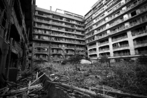 5259 Menschen lebten auf Hashima, das entspricht einer Dichte von 83.000 Einwohner pro Quadratkilometer.<br />