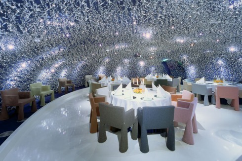 … in der im Jahr 2000 ein kleines Restaurant eingerichtet war.<br />