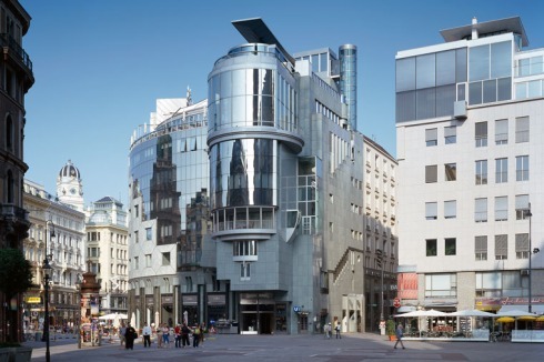 Das "Haas-Haus", ein Geschäfts- und Bürohaus mit Gastronomie in Wien (1985 - 1990).<br />