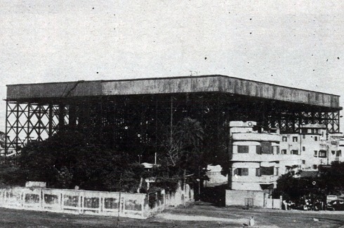 Kolkata: Mit dem weltweit größten Wasserspeicher „Tallah Tank“ wurde die Stadt mit Trinkwasser versorgt (1911).<br />