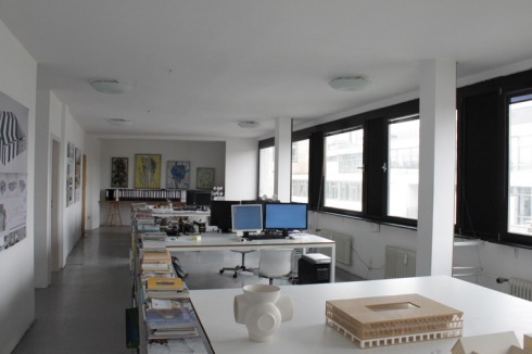 Frage 15: Dieses Büro in Kaiserslautern gehört welchen Architekten? a) Bayer Uhrig b) ASPLAN c) Molter-Linnemann?<br />