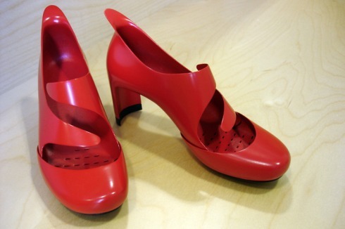 Ausgedruckte Higheels: Sjors Bergmans "Head over Heels" aus SLS (TNO Science and Industry, 2006).<br />