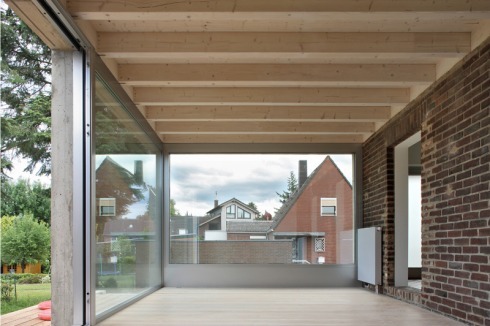 Fertigstellung: 2011<br /><a href="http://www.amunt.info/" >Amunt Architekten Martenson und Nagel Theissen</a><br />