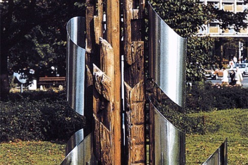 1981: Plastik „Das Alte Neue“ von Hans Brockhage/Clauss Dietel<br />