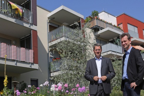 Patrick Burghardt (CDU) ist seit 2012 Oberbürgermeister und Stadtplanungsdezernent in Rüsselsheim. Frank Kohmann (rechts) leitet seit zehn Jahren den Fachbereich Planen und Umwelt der Stadt.<br />