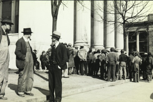 Crowd In Public Square, 1930er<br />