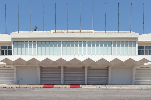 Der Vorbau des Palazzo del Cinema aus den fünfziger Jahren<br />