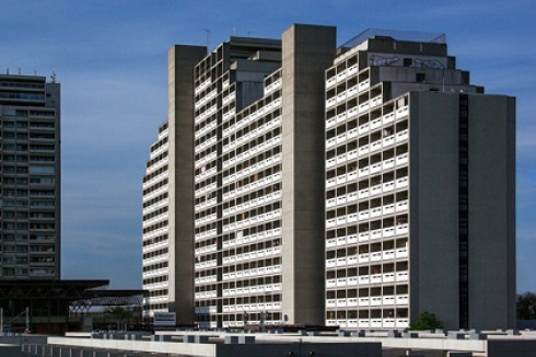 Das Studentenwohnhaus von Günther Eckert in einer Aufnahme von 1972.<br />