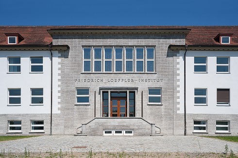 Das Hauptgebäude, fertiggestellt 1940, wurde denkmalgerecht saniert<br />