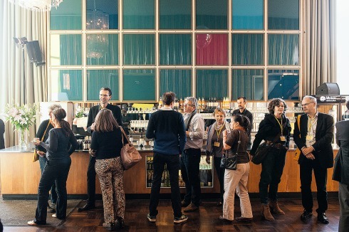 Christiane Fath, Bauverlag (2.v.l); Rainer Homeyer-Wenner, Bauverlag (3.v.l)<br />