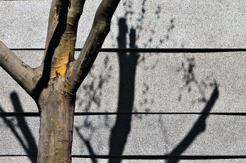 ... entsteht der dreidimensionale Effekt der Fassade.<br /><br />