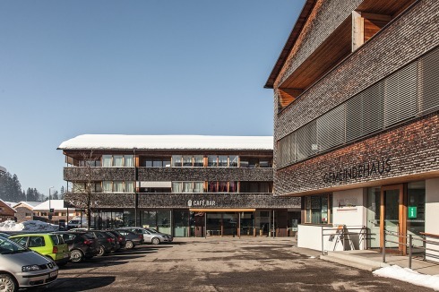 Dorfplatz in Richtung Norden<br />