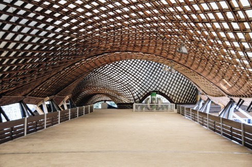 Erste Anwendung einer Gitterschale: die Multihalle in Mannheim, 1975<span class="OffWhite"></span><br />