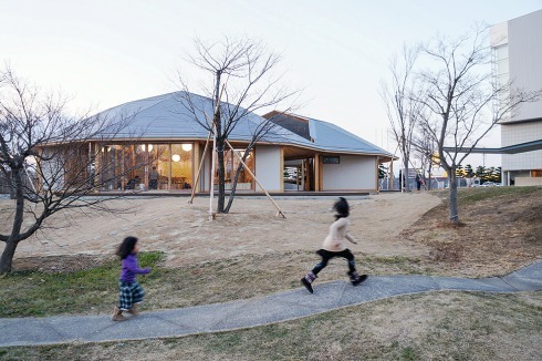 Gemeinschaftszentrum „Haus der Hoffnung“ in der vom Tsunami im März 2011 stark zerstörten Stadt Natori <br />