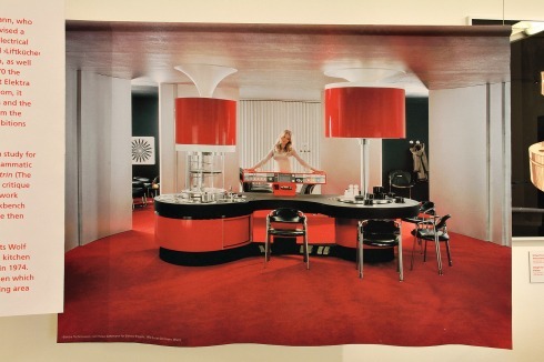 Hightech-Küche anno 1970: „Elektra Technovision“, entworfen vom Designer Hasso Gehrmann für den Haushaltsgerätehersteller Elektra Bregenz<br />