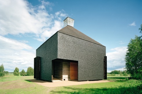 Die Kirche in Kärsämäki machte Lassila 2004 schlagartig bekannt.<br />