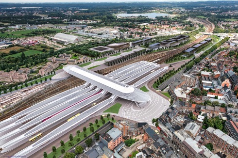 Die zentrale Halle mit Shops des neuen Hauptbahnhof von Santiago Calatrava soll Alt- und Neustadt verbinden.<br />