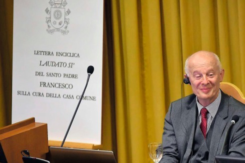 An der Umwelt-Enzyklika mitgearbeitet hat der deutsche Physiker und Klimaforscher Hans Joachim Schellnhuber, Leiter des Postdamer Institut für Klimafolgenforschung.<br />