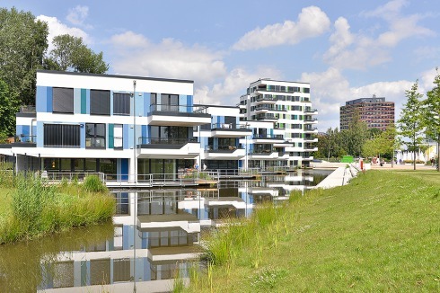 ... WaterHouses, ...<br />