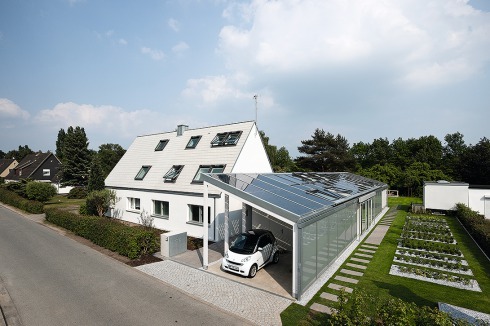 Velux Model Home (Bauwelt 15–16.2011)<br />