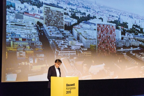 Matthias Sauerbruch plädiert dafür, Klimatechnik zu vereinfachen und Komfortansprüche zu reduzieren: „Architekten können den Luxus des Verzichts zelebrieren und durch größere Sinnlichkeit den Nutzer zum Komplizen machen.“<br />