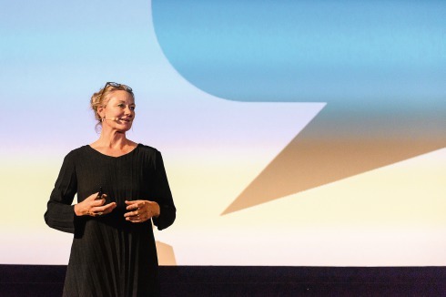 Tina Saaby Madsen: „Ich habe den Eindruck, dass Sie hier viel darüber sprechen, wie Architektur aussieht. In Kopenhagen sprechen wir darüber, was sie bewirkt.“<br />